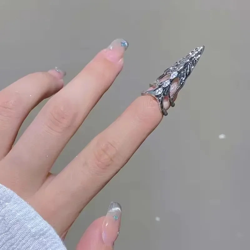 Gothic Armor Ring Silver Skeleton Nail Cover Unisex Metal Finger Shield Punk Rhinestone Decor Protective Jewelry for Women Men